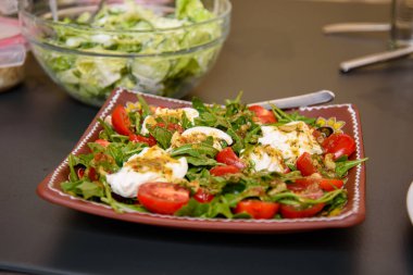 Masada sağlıklı bir kahvaltı. Lezzetli yemek..