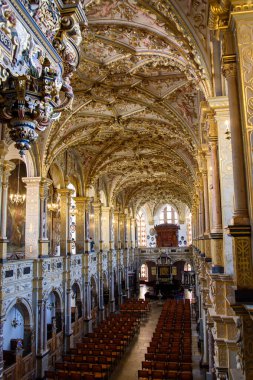 Frederiksborg Kalesi, Danimarka 'nın Hillerod kentindeki Danimarka krallarının merkezi.