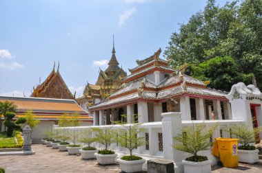 Phuket 'teki olağanüstü güzel Chalong Tapınağı