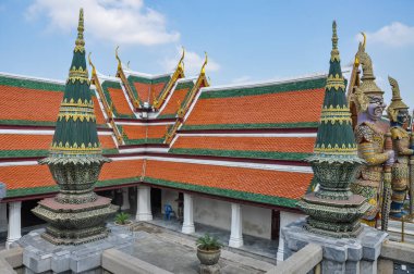 Phuket 'teki olağanüstü güzel Chalong Tapınağı