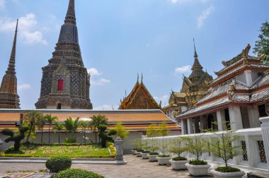 Phuket 'teki olağanüstü güzel Chalong Tapınağı