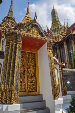 Phuket 'teki olağanüstü güzel Chalong Tapınağı