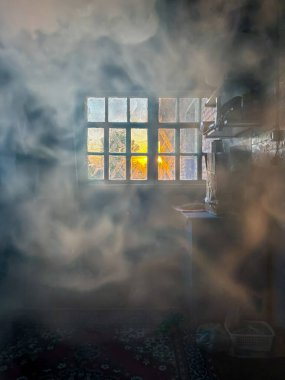 Vintage Room Interior 'da Sunlight Streaming through Smoky Window