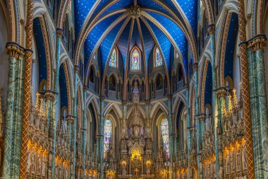 Ottawa Kanada 'daki Notre Dame Bazilikası' nın iç manzarası