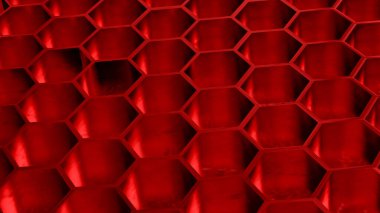 Düzenli altıgen, altı eş üçgene ya da altı eş eşkenar dörtgene bölünebileceği anlamına gelen simetrik bir şekildir. Altı farklı simetrisi var.