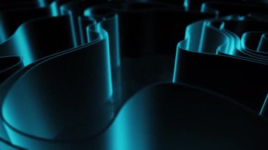 Parlayan deniz mavisi şeritlerinin yakın plan görüntüsü istiflenmiş, dalga benzeri hatlar oluşturuyor. Pürüzsüz kenarlar ve parlak röfleler modern estetiği vurguluyor.