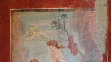 POMPEII (Pompei), İtalya, 21 APRIL 2024 - Pyramus ve Thisbe 'nin Fresco' su D. Octavius Quartio (Casa di Ottavio Quartione), Pompeii, Napoli, Campania, İtalya