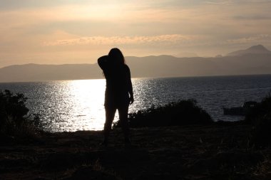 Akdeniz İspanya 'sına yansıyan parlak günbatımı