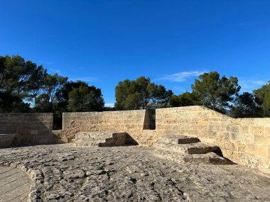 İspanya 'daki Gotik stil tahkimatının eski altyapısı