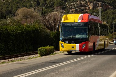 Soller, Mallorca, İspanya - 23 Mart 2025 Soller Köyü tabelası
