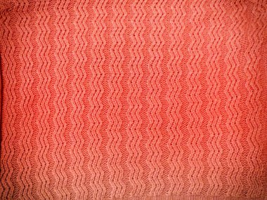 Kırmızı kumaş dokusu kadar kapatın