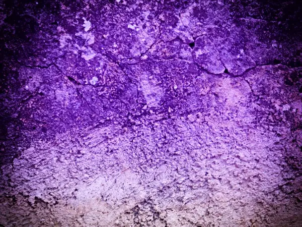Arkaplan için mor renkli taş dokusunun yakın çekim görüntüsü