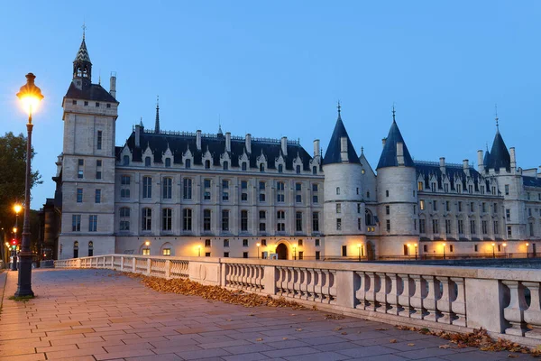 Vista Conciergerie Que Antiguo Palacio Justicia Prisión París Francia Situado — Foto de Stock