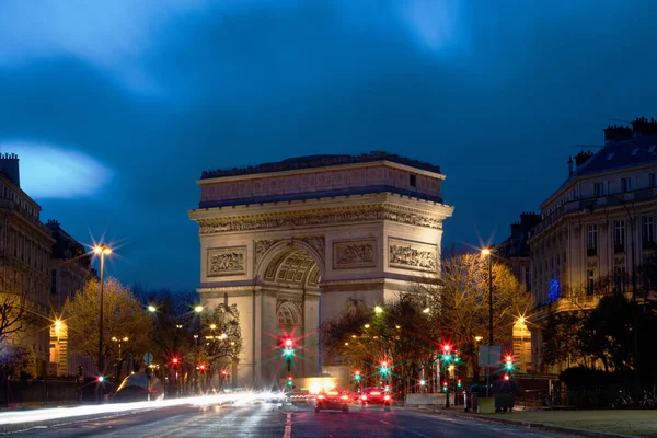 Diadalív Párizs Egyik Leghíresebb Műemléke Tiszteli Azokat Akik Harcoltak Meghaltak — Stock Fotó