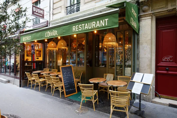 Paris França Avril 2023 Olivier Restaurante Tradicional Francês Localizado Bairro — Fotografia de Stock
