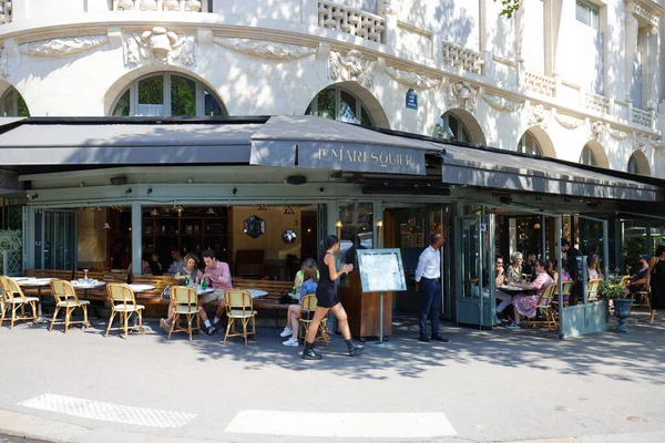 Paris Frankreich Juni 2023 Maresquier Ist Ein Traditionelles Französisches Café — Stockfoto