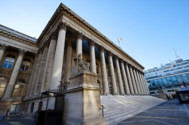 Paris Bourse Brongniart sarayda bulunan. Paris tarihi manzara üzerinde bir temel amiral gemisi anıtıdır. Napoleon Bonoparte buyruğuyla mimar Brongniart tarafından inşa edilmiş.