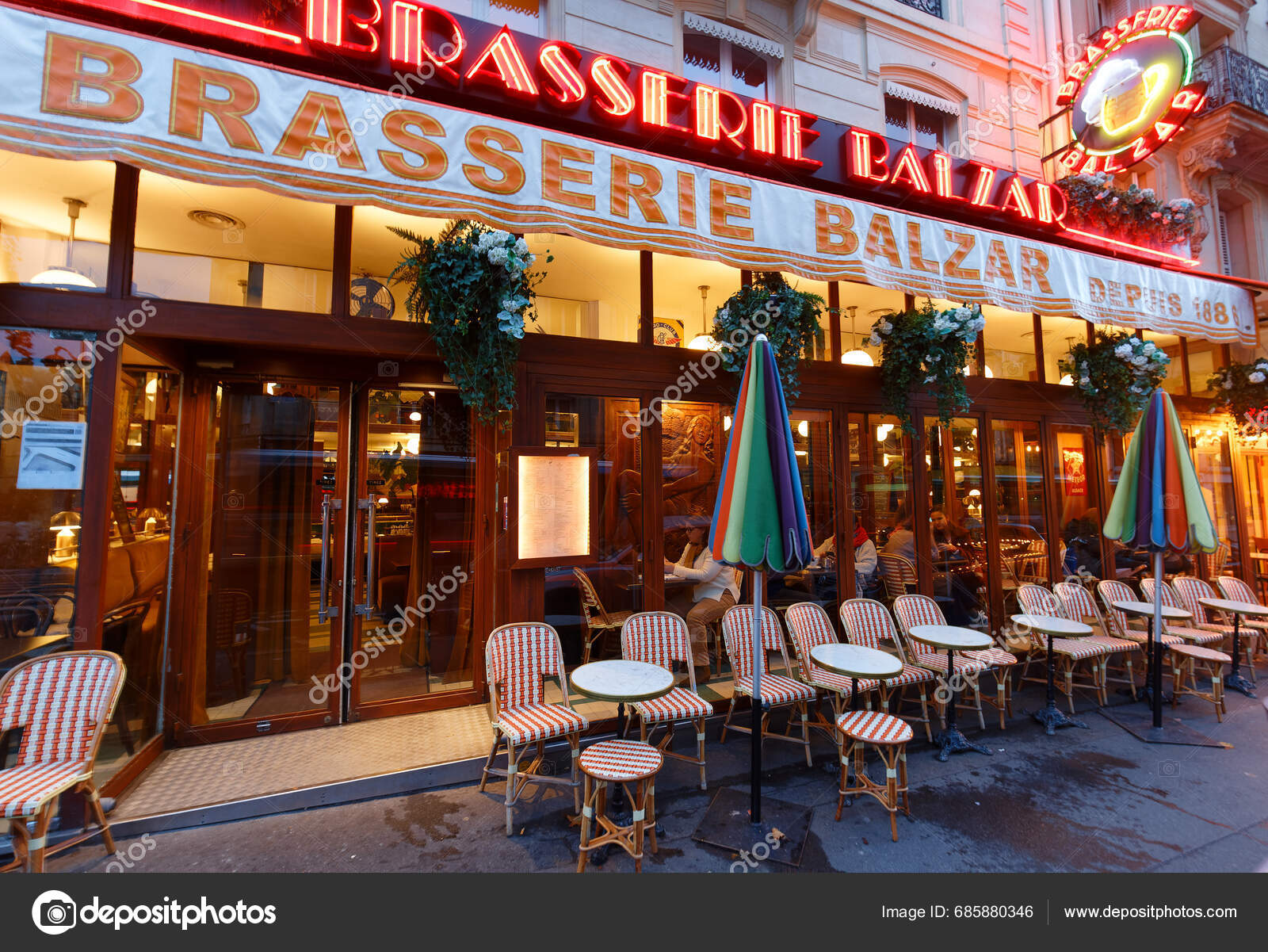 Paris France November 2023 Brasserie Balzar Opened 1898 Situated ...