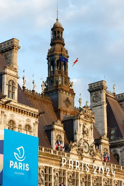 stock image Paris, France - July 19, 2024: Olympic symbols on the facade of the town hall of Paris, France, the city hosting and organizing the sports competitions of the summer olympic games in 2024