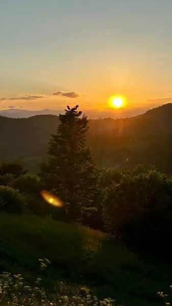 Ukrayna dağlarında gün batımı