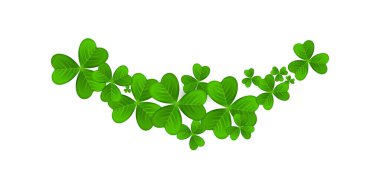 Gerçekçi yonca çelengi elementi. Yuvarlak yonca çerçevesi. Yeşil yapraklar çiçek çelengi. Trefolil sınırı. Aziz Patrick Günü tebrik kartı süslemesi. İrlanda geleneği motifi. Vektör illüstrasyonu EPS 10