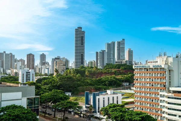 Salvador Brezilya Şubat 2022 Okyanus Kıyısındaki Modern Şehir Manzarası — Stok fotoğraf
