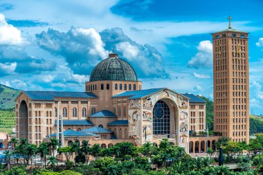 Brezilya 'daki Aparecida Meryem Ana Bazilikası. Yüksek kalite fotoğraf