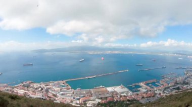 Cebelitarık - 12 Ocak. 2020 yılı. Peninsula sahili ve şehri panoraması. Yüksek kalite 4k görüntü