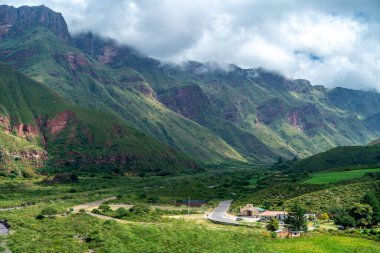 And Dağları 'nın doğası güzel bir manzarayla. 
