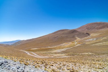 Güney Amerika And Dağlarının güzel doğal manzarası. 