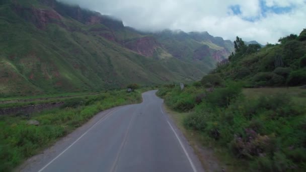 Дорога Прекрасному Гірському Пейзажі — стокове відео