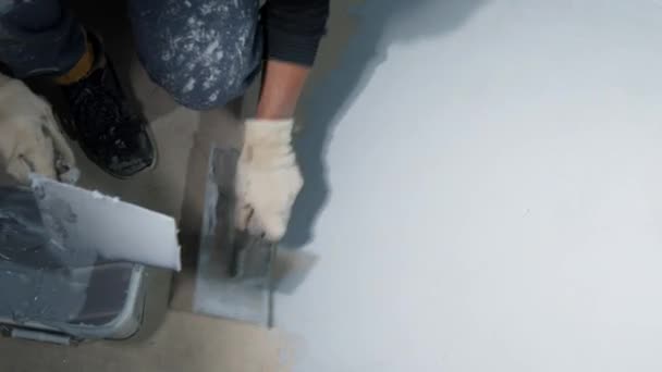 Manual Adjustment Insulation Concrete Floor Using Trowel — Stok video