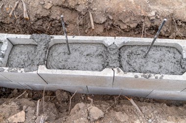 Beton temeller. Bir aile evi inşa etmek. Yüksek kalite fotoğraf