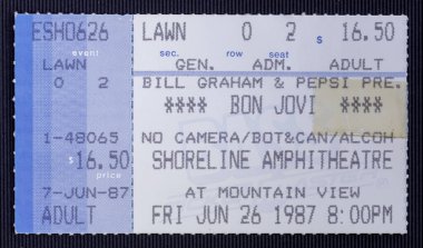 Mountain View, California - 26 Haziran 1987 - Shoreline Amfitiyatrosundaki Bon Jovi konserine kullanılmış bilet