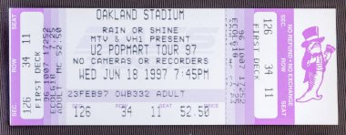 Oakland, California - 18 Haziran 1997 U2 Popmart Turu için Oakland Stadyumu 'nda kullanılmış bilet koçanı