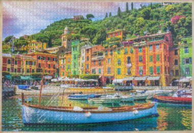 Portofino, İtalya 'nın Tamamlanmış 2000 Parça Yapbozu.