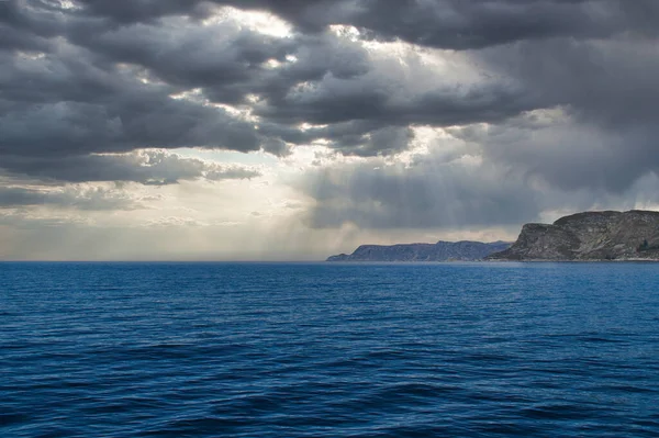 Вид Моря Західний Кейп Норвегії Сонячному Світлі Важкими Хмарами Хвилі — стокове фото