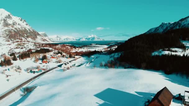 Drone Shot Bellissime Montagne Lofoten Inverno Norvegia Villaggio Lofoten Mare — Video Stock
