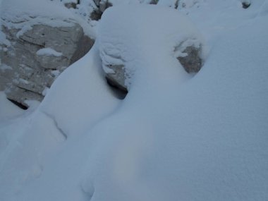 Dolomiti di brenta 'da kış mevsiminin başında yürüyüş