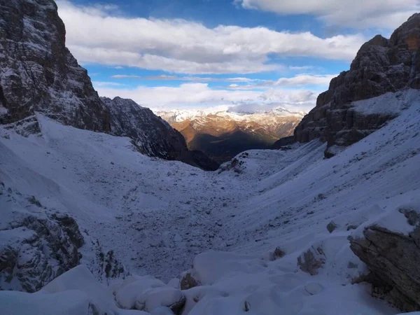 Wandelen Dolomiti Brenta Het Begin Van Het Winterseizoen — Stockfoto