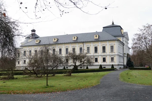 Ancien Château Silesien Morave Historique Avec Jardin — Photo