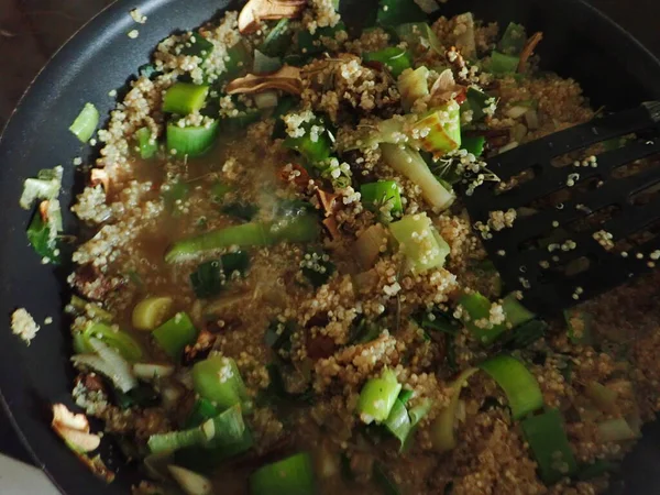 Portion Risoto Végétarien Quinoa Poireau — Photo