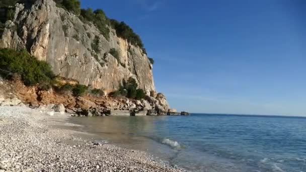 Залив Кала Фуили Сардинии — стоковое видео