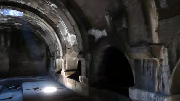 Красивый Старинный Исторический Монастырь Армении — стоковое видео