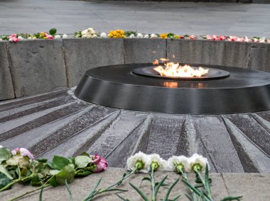 Erivan 'daki büyük Ermeni soykırımı anıtı