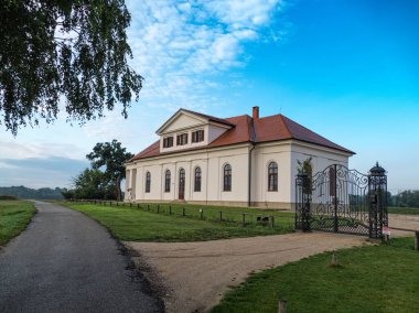 Ünlü turistik LEdnice şatosu ve Checz Cumhuriyeti 'ndeki Unesco parkı.