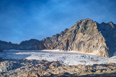 Hochalmspitze dağları Hohe tauern austria 'da sonbahar sezonunda 