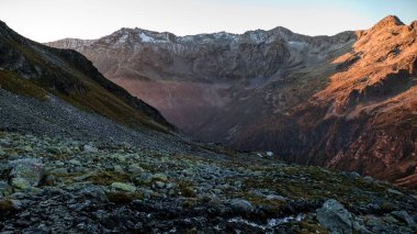 Hochalmspitze dağları Hohe tauern austria 'da sonbahar sezonunda 