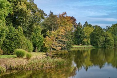 Ünlü turistik LEdnice şatosu ve Checz Cumhuriyeti 'ndeki Unesco parkı.