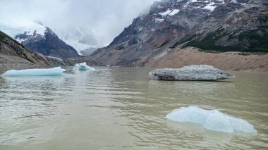 Güney Amerika 'daki Arjantin patagonisi' ndeki Los Glaciares Ulusal Parkı